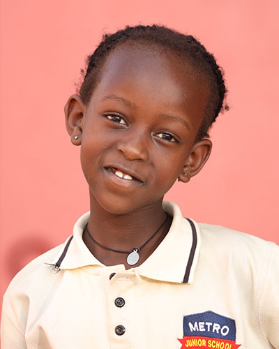 Angom  Eliana Ogede